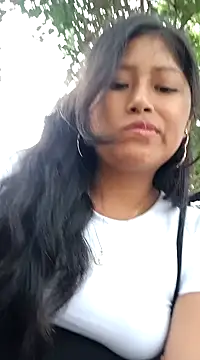 Snapshot of Karol-kamila19 chatting on January 2, 4:02 pm Karol-kamila19 online show from January 2, 4:02 pm