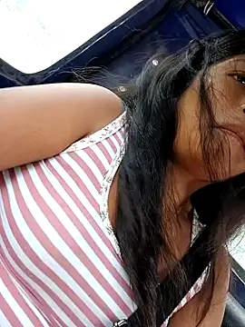 Snapshot of Karol-kamila19 chatting on January 3, 1:58 pm Karol-kamila19 online show from January 3, 1:58 pm