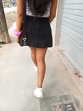 Snapshot of Karol-kamila19 chatting on January 4, 1:21 pm Karol-kamila19 online show from January 4, 1:21 pm