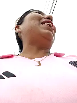 Snapshot of Karol-kamila19 chatting on January 5, 1:04 pm Karol-kamila19 online show from January 5, 1:04 pm