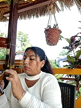 Snapshot of Karol-kamila19 chatting on January 17, 5:08 pm Karol-kamila19 online show from January 17, 5:08 pm