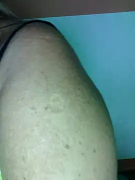 Kasandra Ho online show from March 22, 2:09 pm