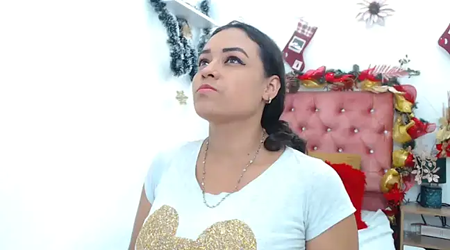 samanthaPuxy online show from December 10, 12:28 am