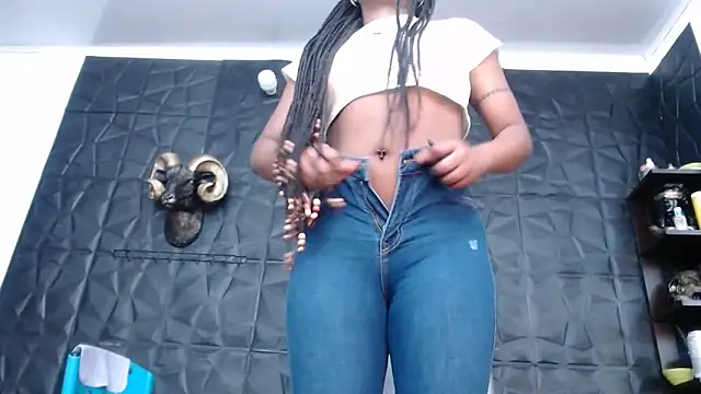 Hanna Fox 69 online show from September 24, 4:49 am