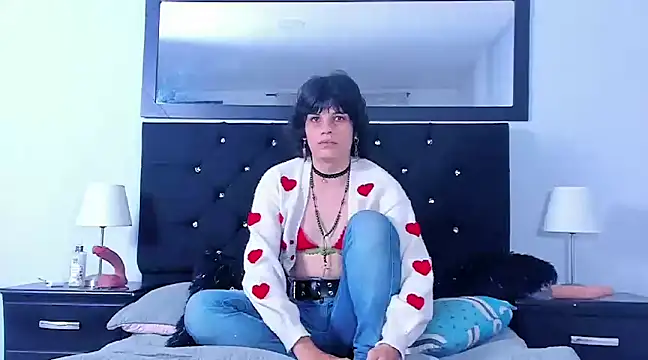 Caitlynwheler online show from December 2, 1:03 am