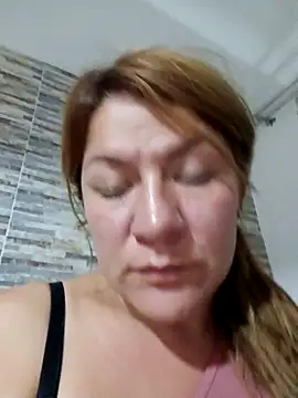Snapshot of Skylar-Vox- chatting on September 28, 3:12 am Skylar-Vox- online show from September 28, 3:12 am