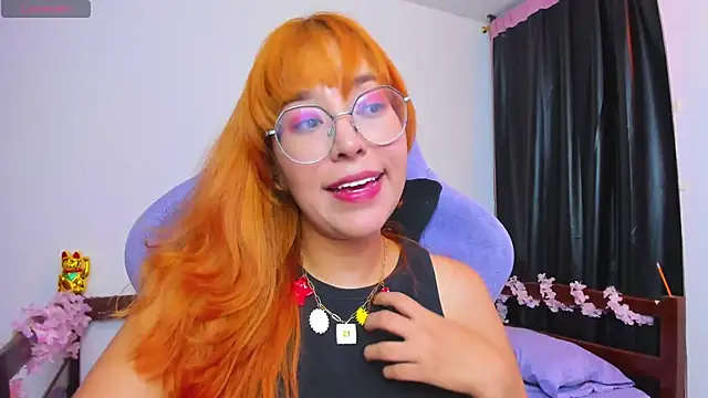  Moon Johnson online show from February 26, 1:48 am