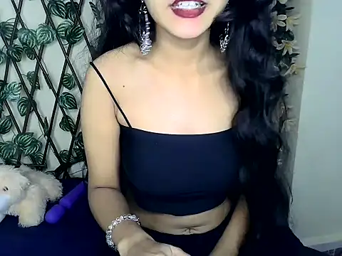 SUZY FROMUS online show from January 18, 2:36 am