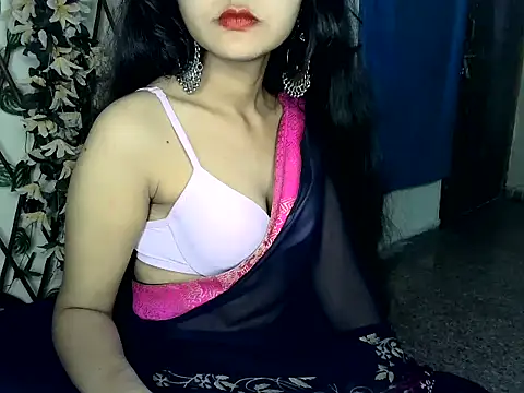 SUZY FROMUS online show from February 1, 12:40 am