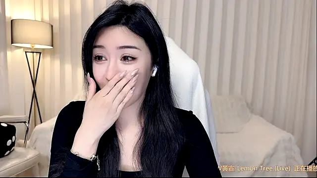 K-moumou online show from February 13, 9:11 pm