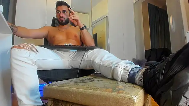 welcometo hell online show from October 11, 5:33 pm