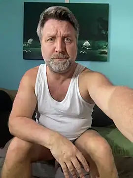 Snapshot of Haariglang chatting on March 7, 7:41 am Haariglang online show from March 7, 7:41 am