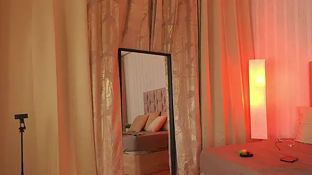 Snapshot of GabyRios chatting on December 14, 6:23 pm GabyRios online show from December 14, 6:23 pm