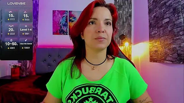 Snapshot of tatiana_sc chatting on February 19, 1:28 pm tatiana sc online show from February 19, 1:28 pm