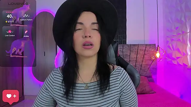 Snapshot of tatiana_sc chatting on September 13, 12:27 pm tatiana sc online show from September 13, 12:27 pm