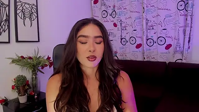 Danielacossio online show from November 5, 3:50 am