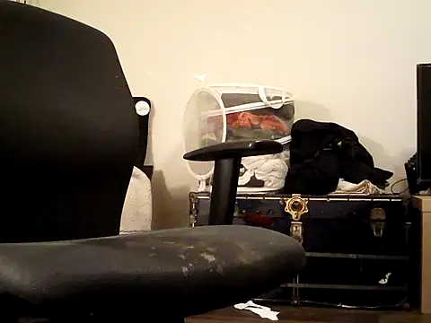 themasteer69 online show from February 18, 1:21 am