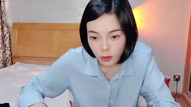 Linda-LL online show from February 2, 2:45 pm