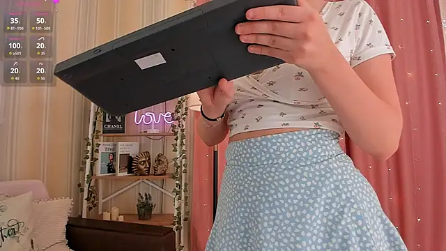 ms evasweet online show from April 25, 12:19 pm