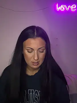 Snapshot of SweNatasha chatting on December 12, 12:27 am SweNatasha online show from December 12, 12:27 am