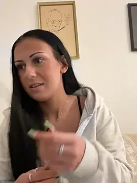 Snapshot of SweNatasha chatting on January 16, 7:20 pm SweNatasha online show from January 16, 7:20 pm