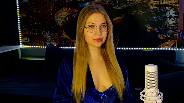 Snapshot of pusyavykusya chatting on February 12, 7:24 pm pusyavykusya online show from February 12, 7:24 pm