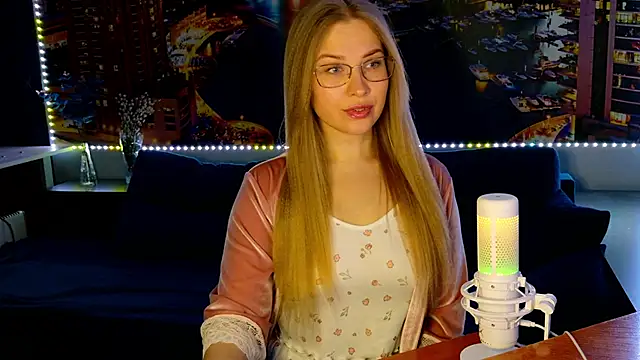 Snapshot of pusyavykusya chatting on March 12, 7:38 pm pusyavykusya online show from March 12, 7:38 pm