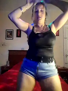 DesireSatler online show from November 9, 9:35 pm