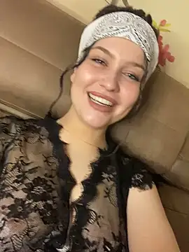 KikiWatson online show from March 2, 6:19 pm