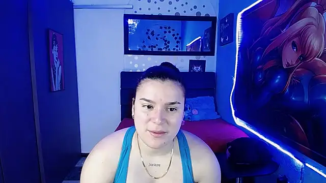 Snapshot of Nika_1_ chatting on December 17, 7:04 pm Nika 1 online show from December 17, 7:04 pm