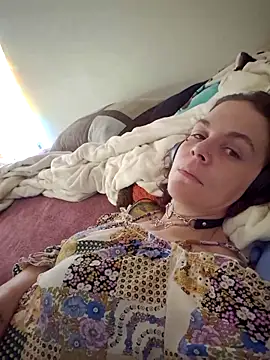 thatonespicychick online show from December 23, 9:29 pm