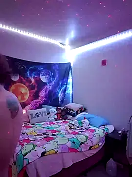 thatonespicychick online show from January 5, 4:14 am