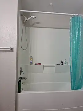 thatonespicychick online show from March 23, 3:54 am