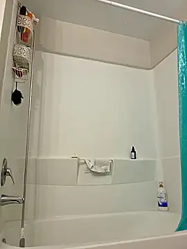 thatonespicychick online show from September 12, 2:44 am