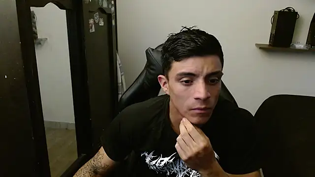 kv   xxx  online show from February 24, 8:40 pm