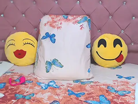 sharonbrown28 online show from October 28, 9:50 pm