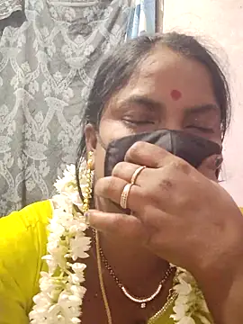 sana14 online show from December 15, 4:33 pm