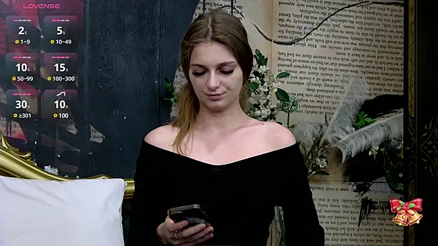 Snapshot of AdissonLane chatting on February 23, 6:49 am AdissonLane online show from February 23, 6:49 am