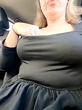 uber babe online show from December 18, 11:38 am