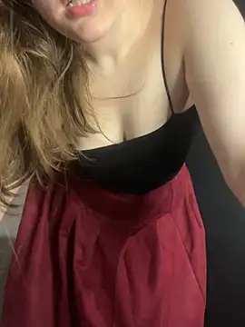 Snapshot of Topvi_ chatting on February 17, 7:21 pm Topvi  online show from February 17, 7:21 pm