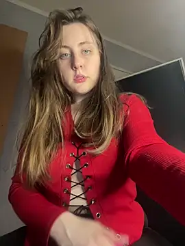 Snapshot of Topvi_ chatting on March 15, 7:27 pm Topvi  online show from March 15, 7:27 pm
