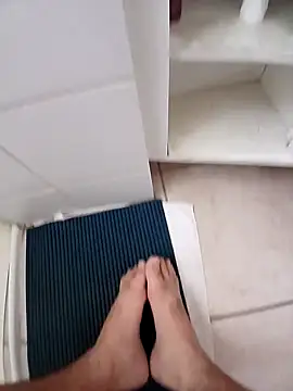 loganwolverine02 online show from January 5, 11:37 am