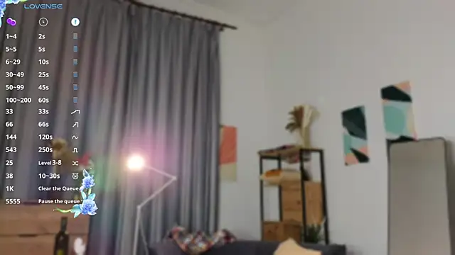 Snapshot of MimiLoll chatting on February 23, 2:29 am MimiLoll online show from February 23, 2:29 am