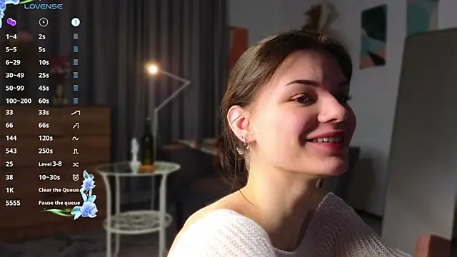 Snapshot of MimiLoll chatting on March 13, 1:43 am MimiLoll online show from March 13, 1:43 am