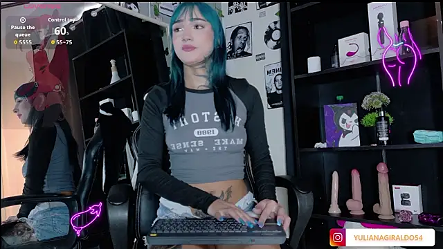 yulianademond66 online show from March 7, 8:17 pm