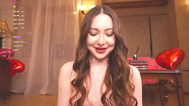 Snapshot of holyhee chatting on February 18, 3:08 pm holyhee online show from February 18, 3:08 pm