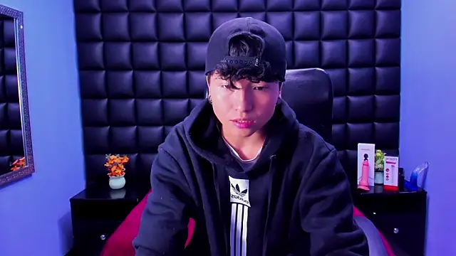 Im Mathias online show from October 2, 4:14 pm