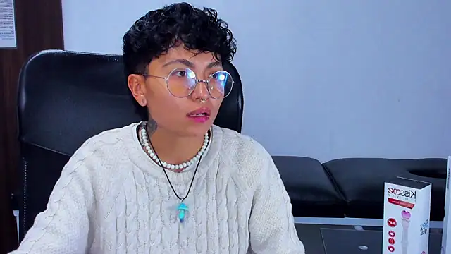 Im Mathias online show from March 19, 2:59 am