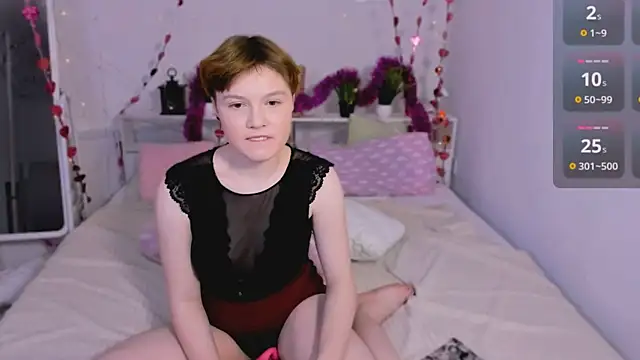 Snapshot of DreamyLuna chatting on January 11, 11:35 pm DreamyLuna online show from January 11, 11:35 pm