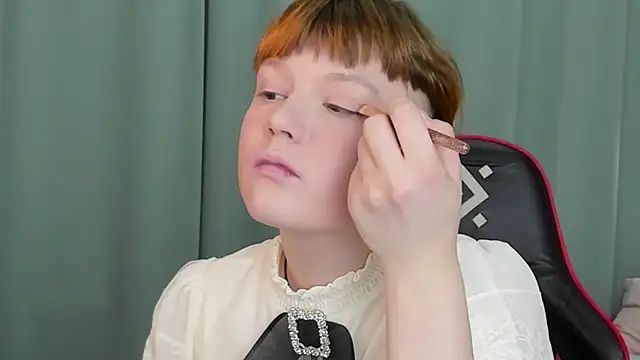 Snapshot of DreamyLuna chatting on January 23, 8:35 pm DreamyLuna online show from January 23, 8:35 pm